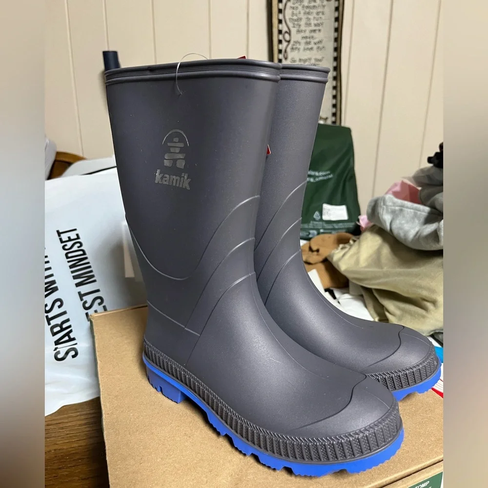 Kamik Stomp Charcoal Gray & Royal Blue Waterproof Boots Kids Size 2 NIB